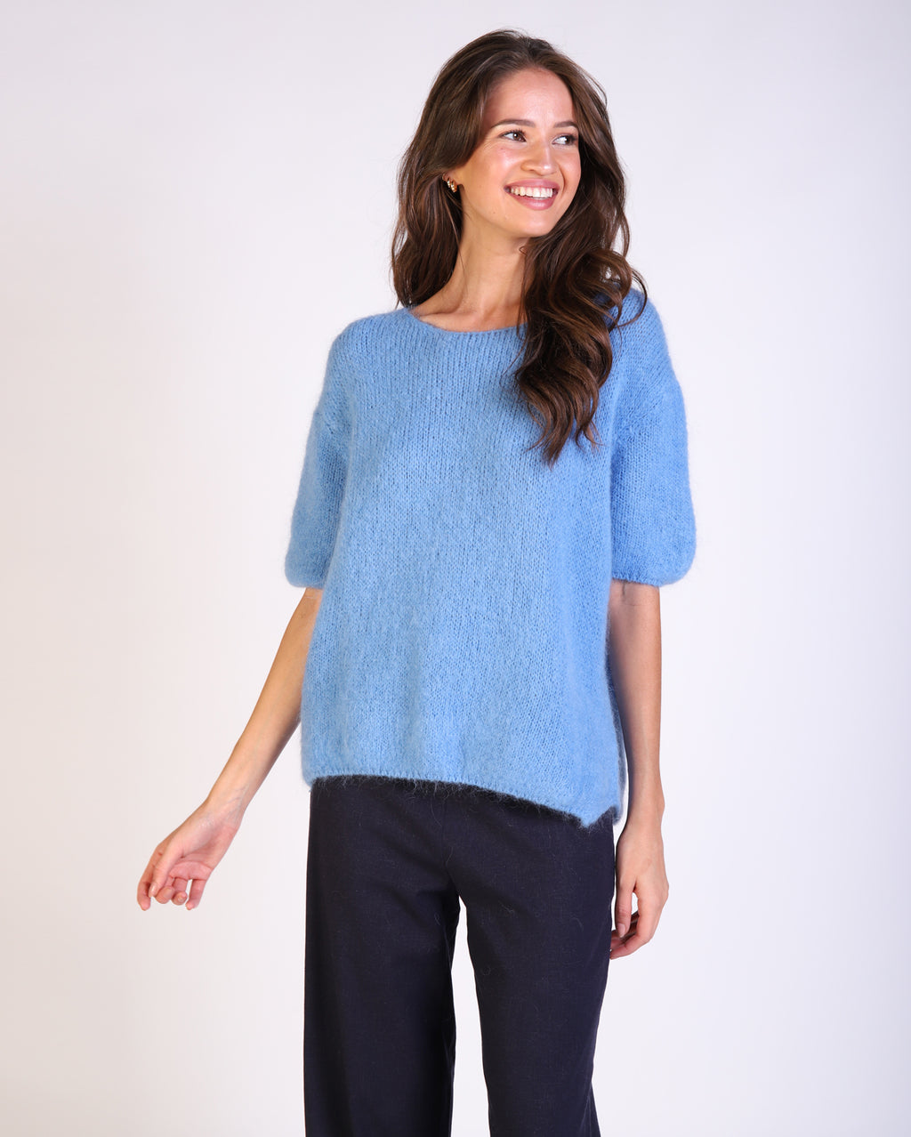 h2022-w25_lilaknit_picnic_blu_2_1764644707