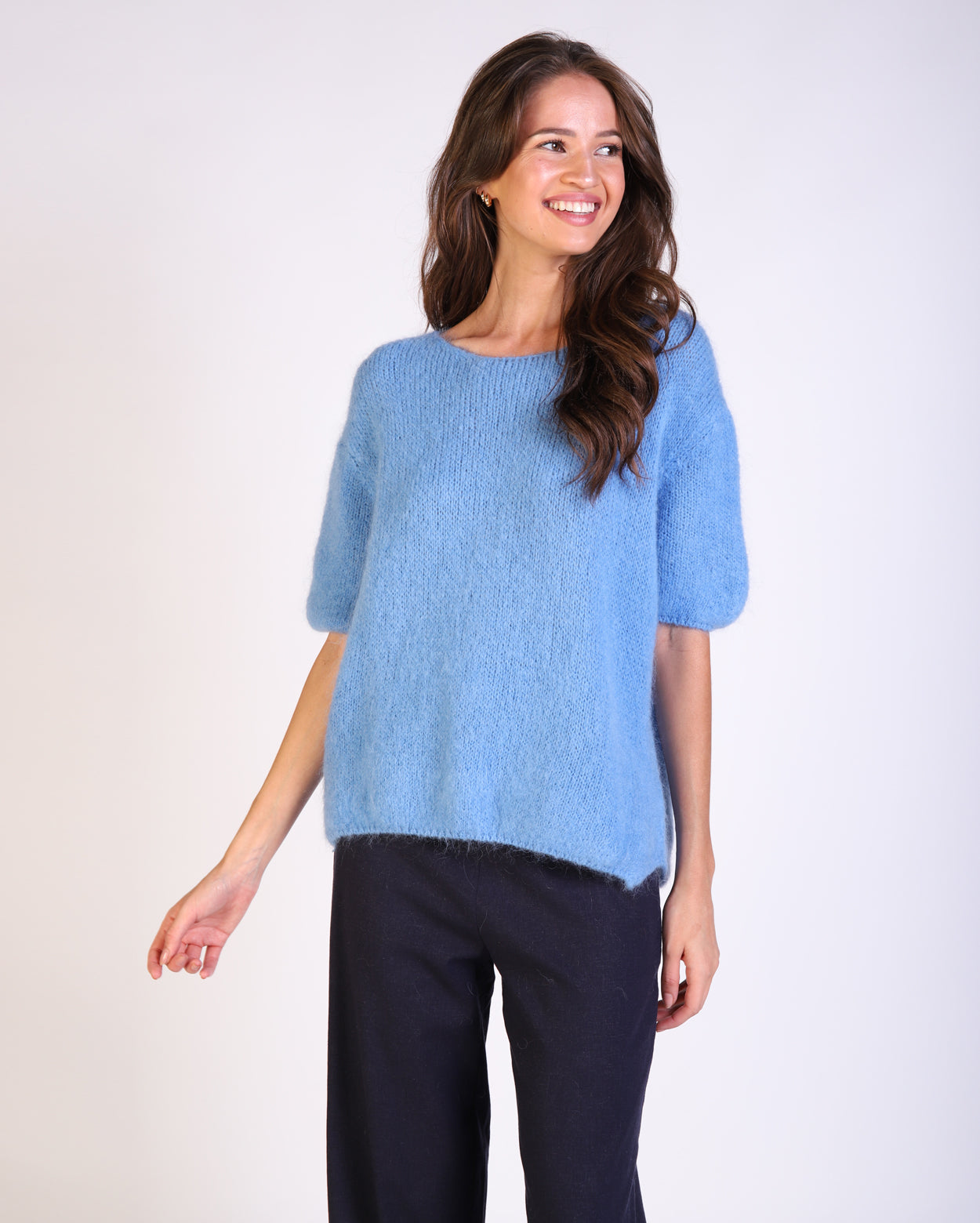 h2022-w25_lilaknit_picnic_blu_2_1764644707