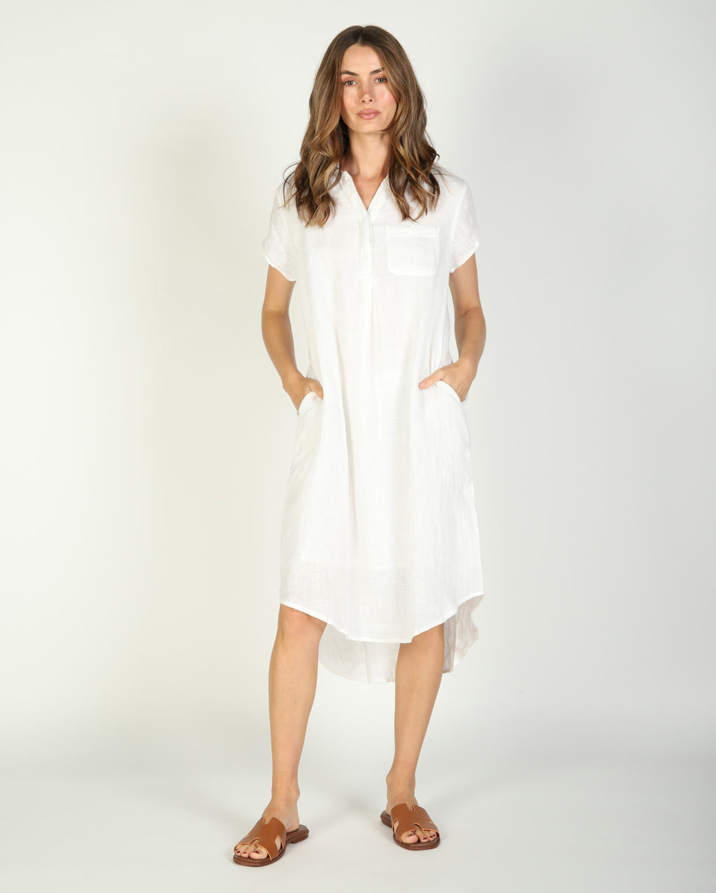 hc25143-1_haileydress_picnic_whi_1_1764639142