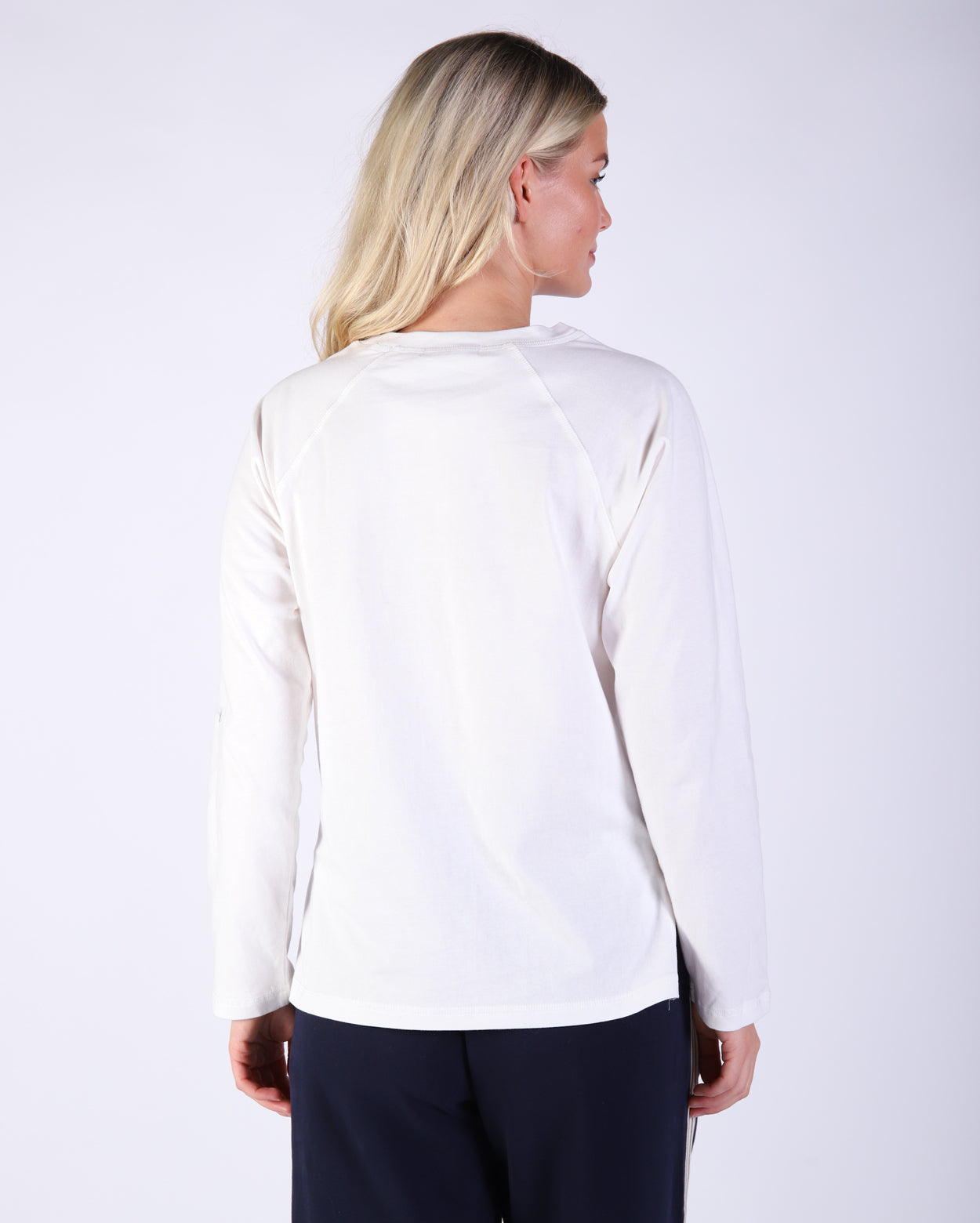 hl25063-1_starlighttop_picnic_whi_3_1764644300