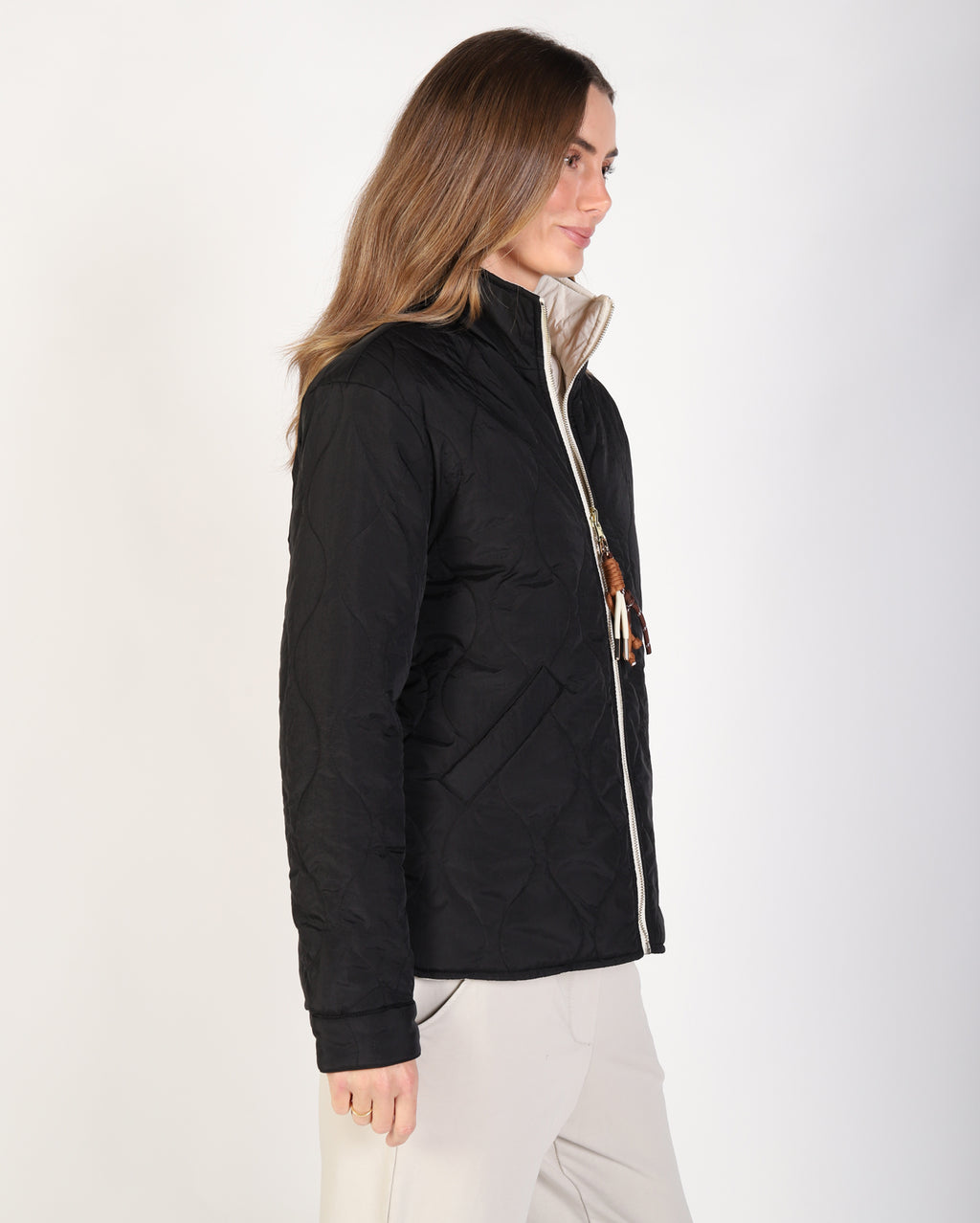 Elma Puffer Jacket - Black / Cream