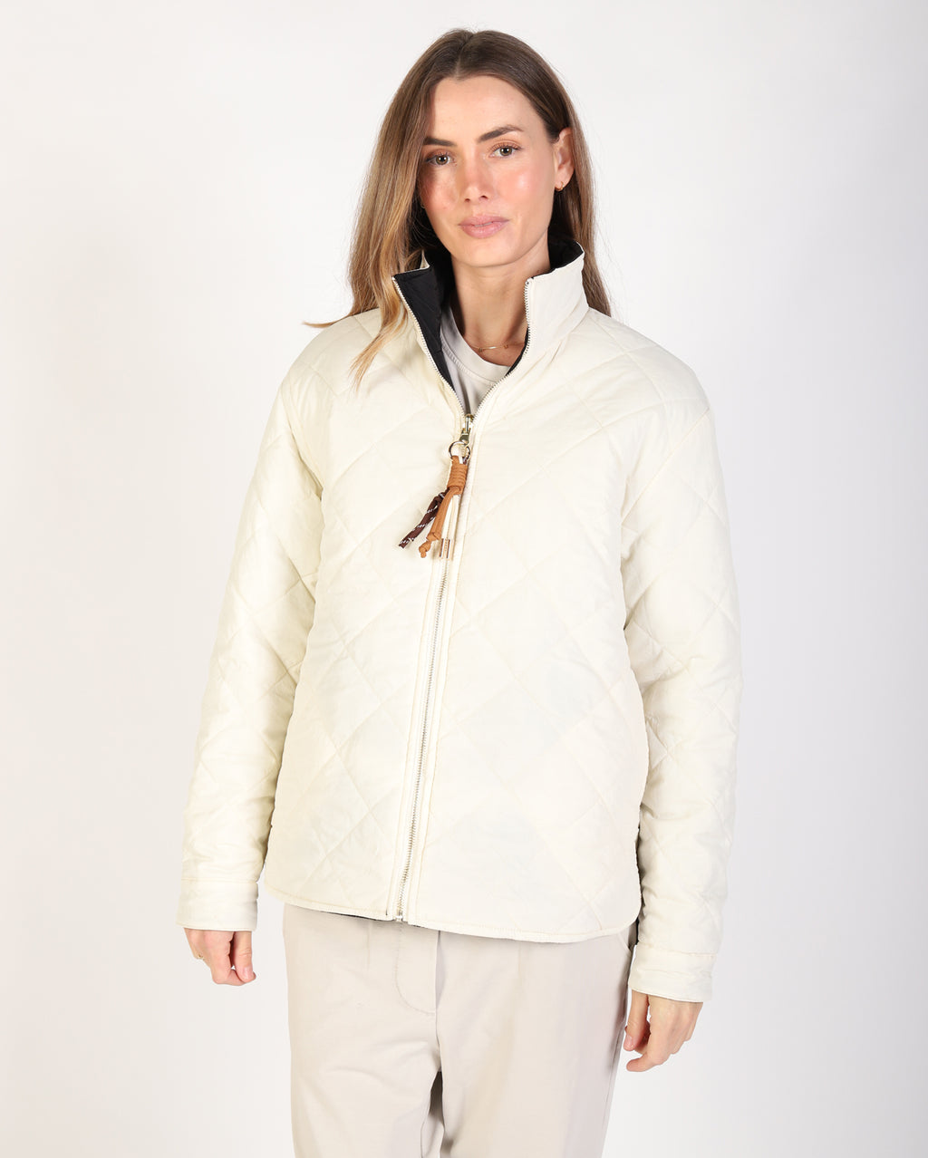 Elma Puffer Jacket - Black / Cream