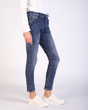 Gilly Undamaged Jean