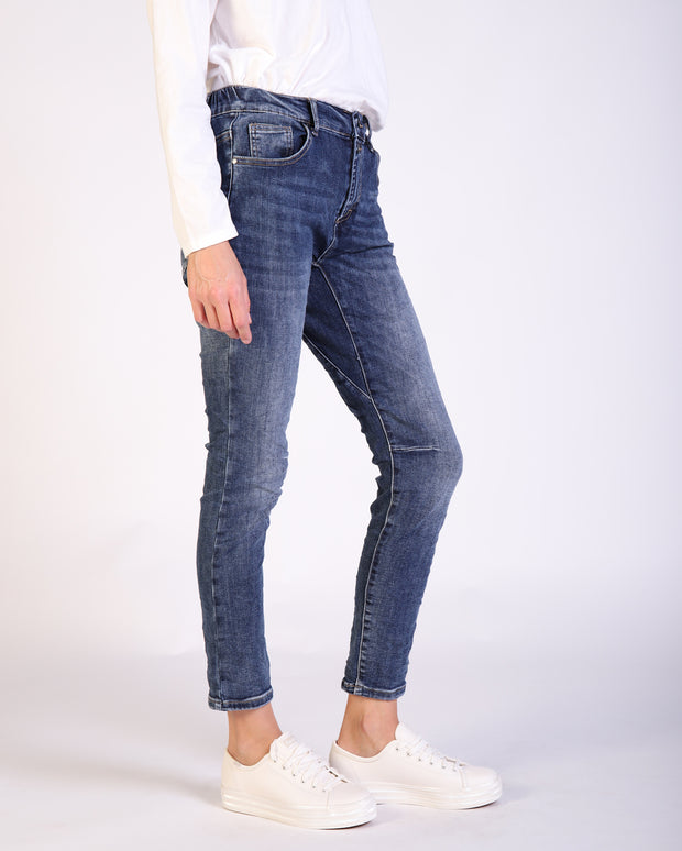 Gilly Undamaged Jean