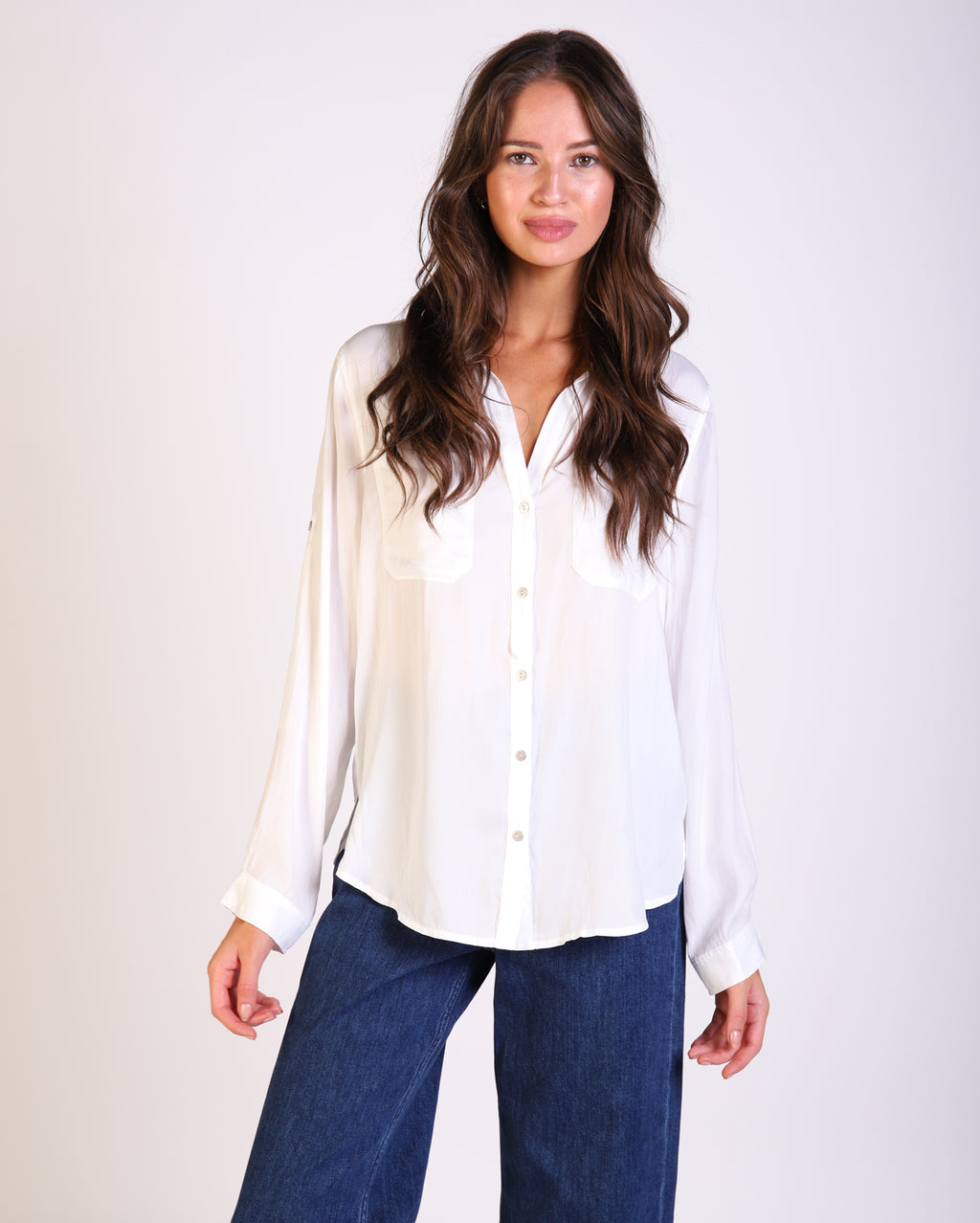 me1085-w25_mindyshirt_picnic_van_1_1764645278