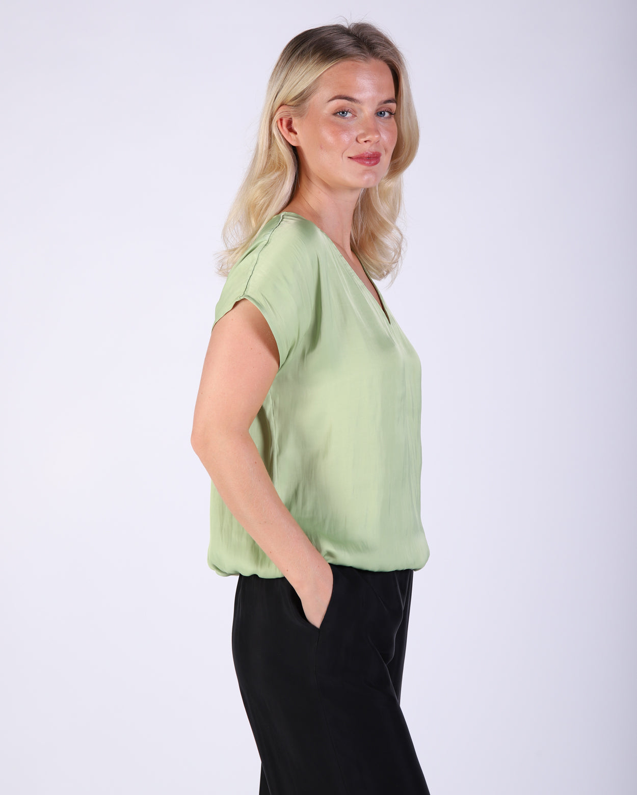 me1240-s25_alyssatop_picnic_gpe_2_1764638230