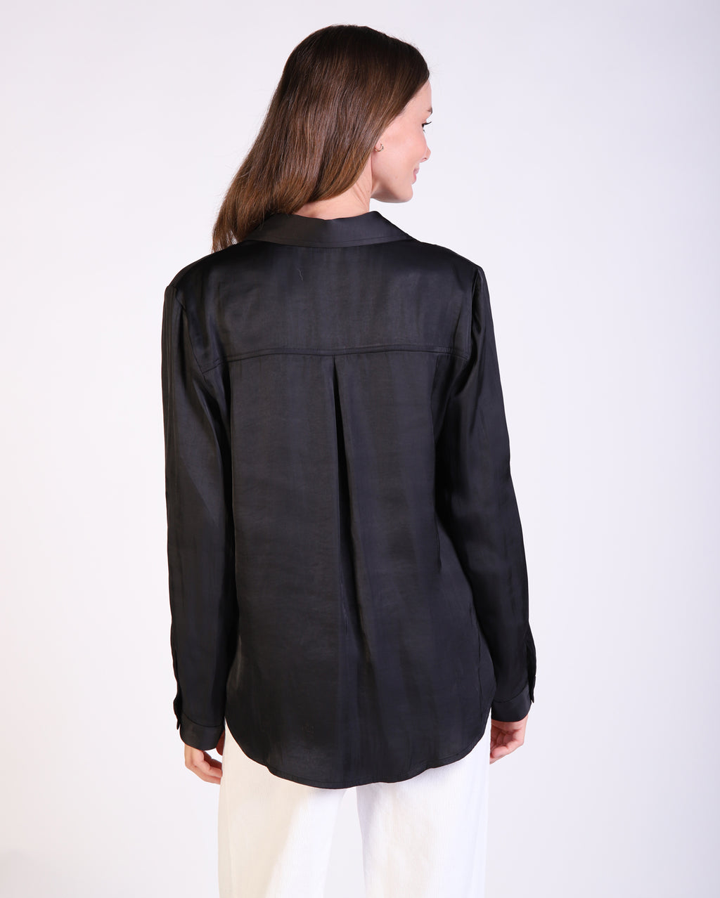 me1279-w25_camileshirt_picnic_blk_4_1764645166