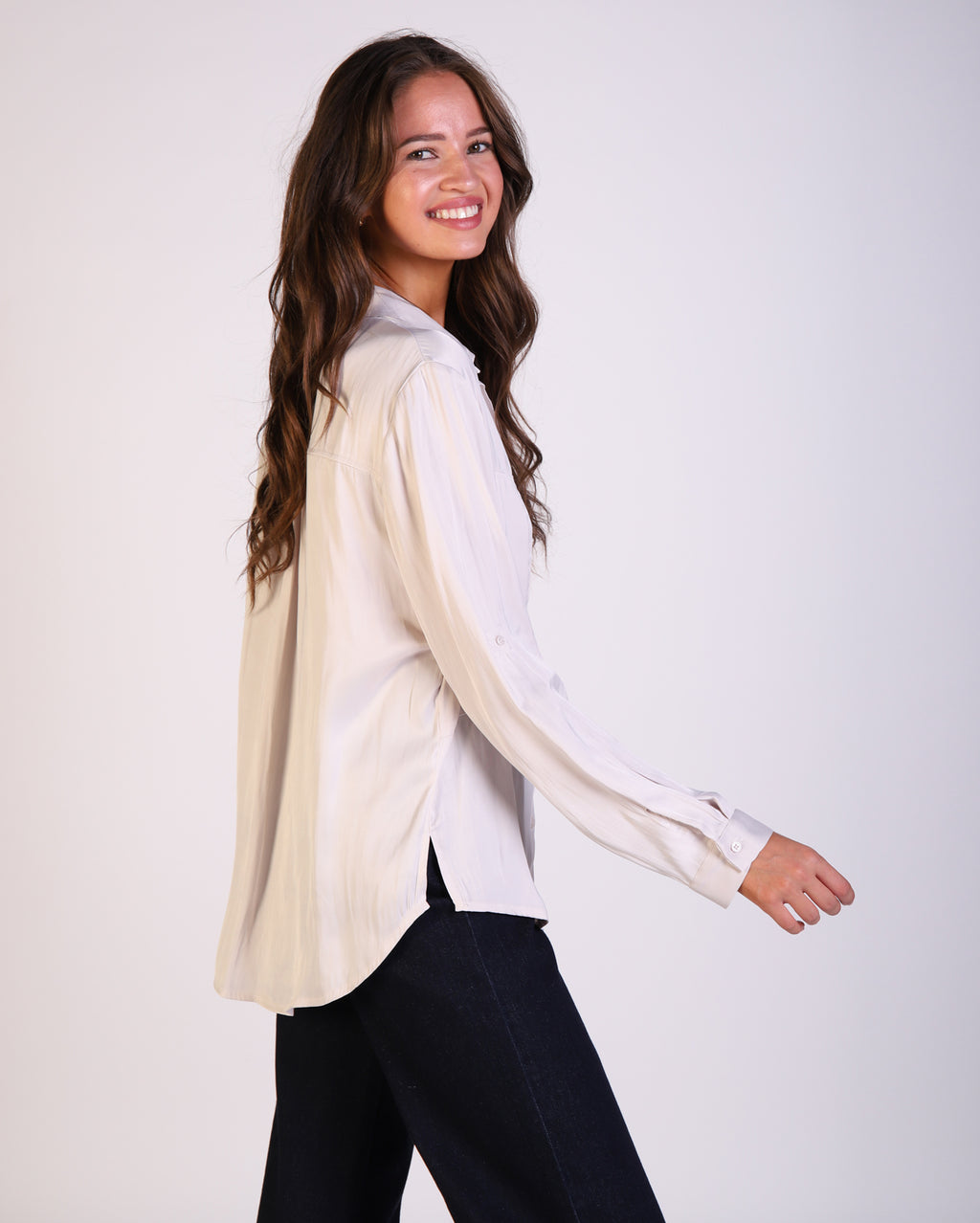 me1279-w25_camileshirt_picnic_oys_3_1764645168