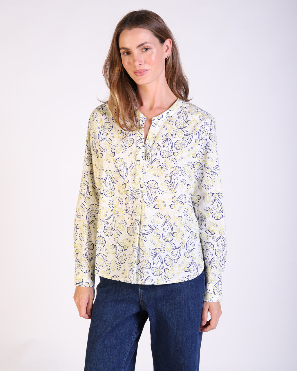 me1394-p1_hayleytop_picnic_pai_1_1764644333