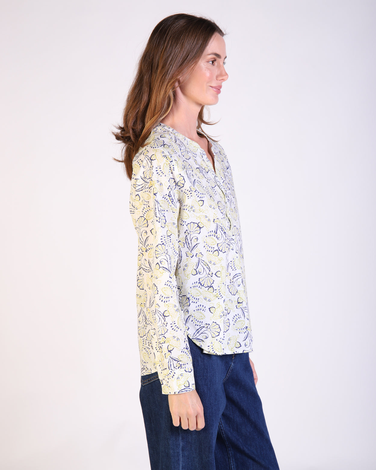 me1394-p1_hayleytop_picnic_pai_3_1764644330