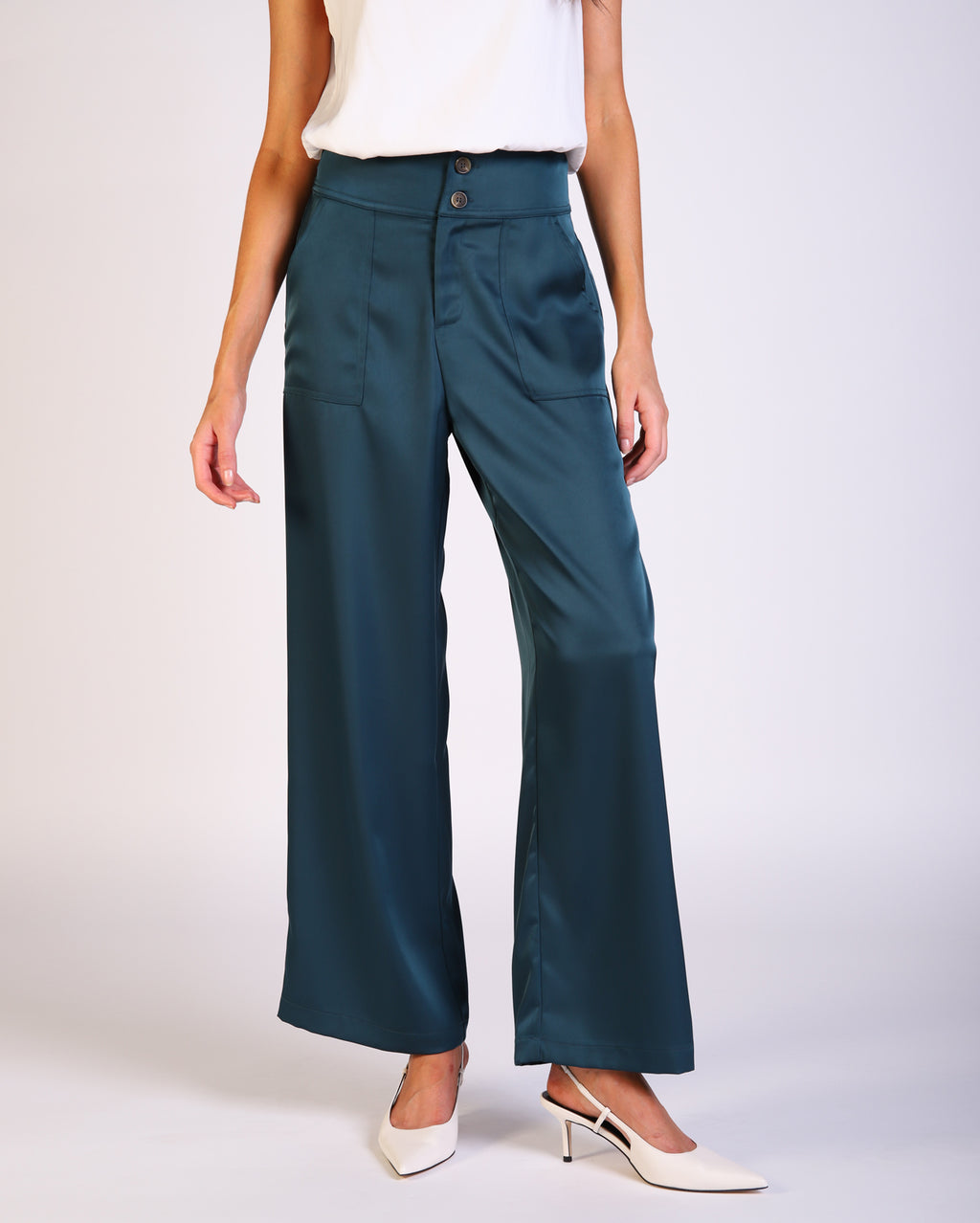 me1454-w25_miapant_picnic_pet_3_1764647003