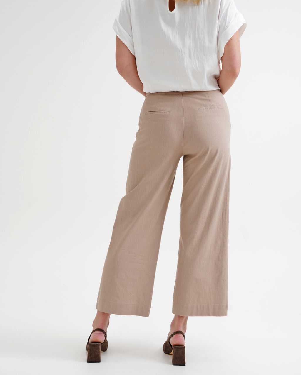 me1461-w25_frankiepant_picnic_tau_5_1764646957