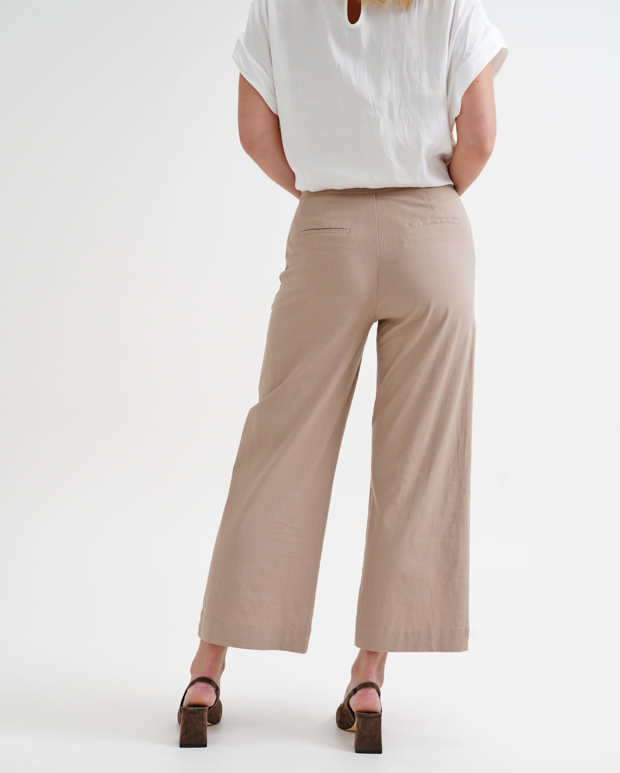 me1461-w25_frankiepant_picnic_tau_5_1764646957