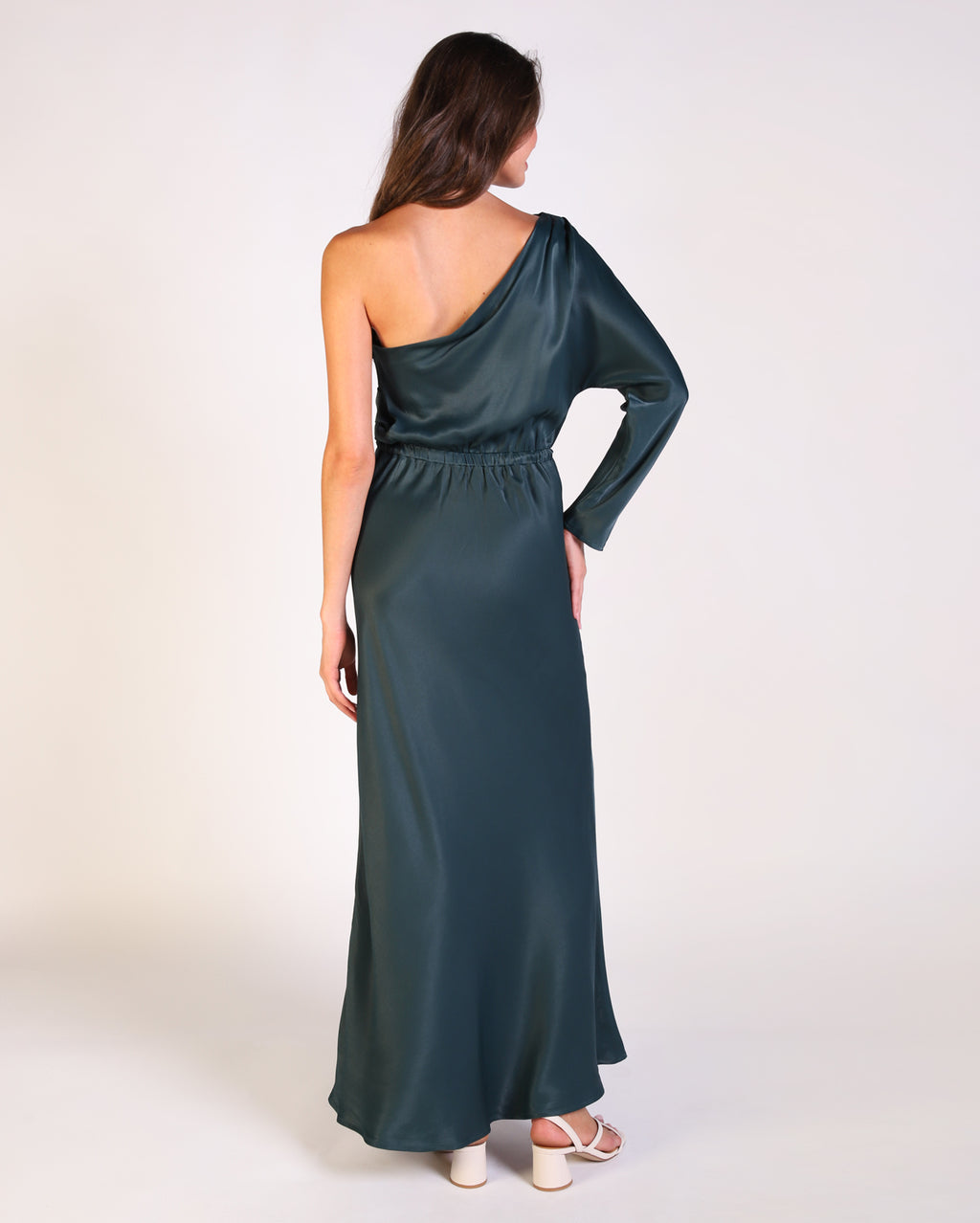 me1503_madisondress_picnic_eme_4_1764644994