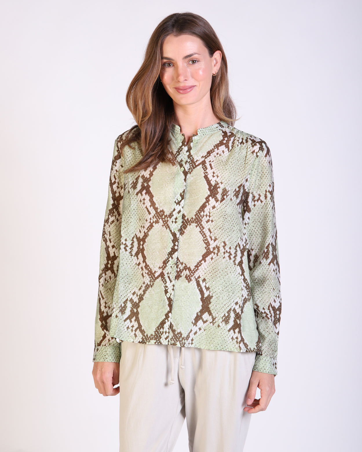 me1539-P1_hannahtop_picnic_snk_2_1764644502