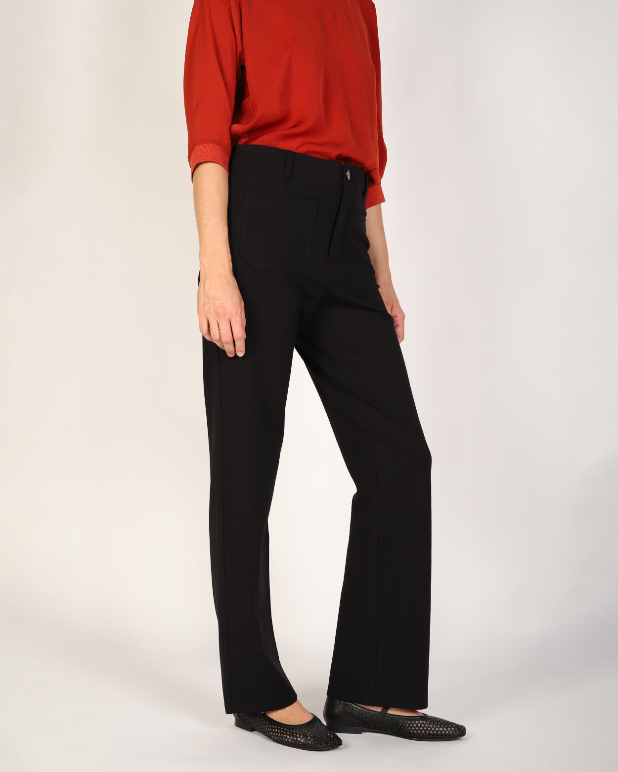 Evelyn Pant  - Black