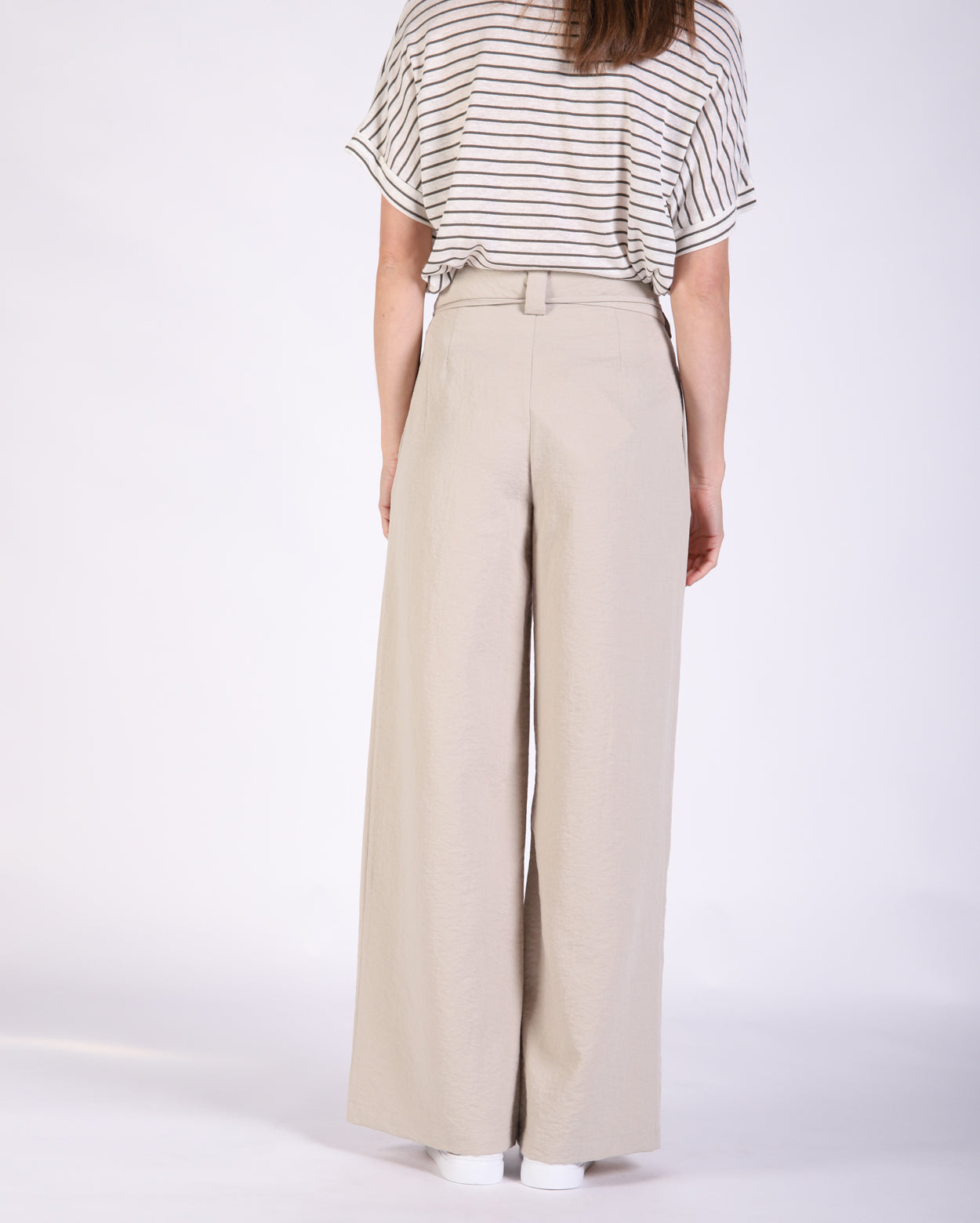 me1548_amaliepant_picnic_sag_3_1764639926