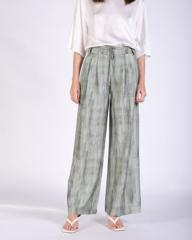 Amy Pant