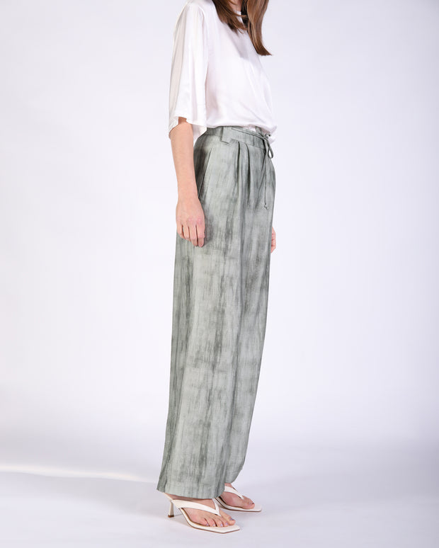Amy Pant