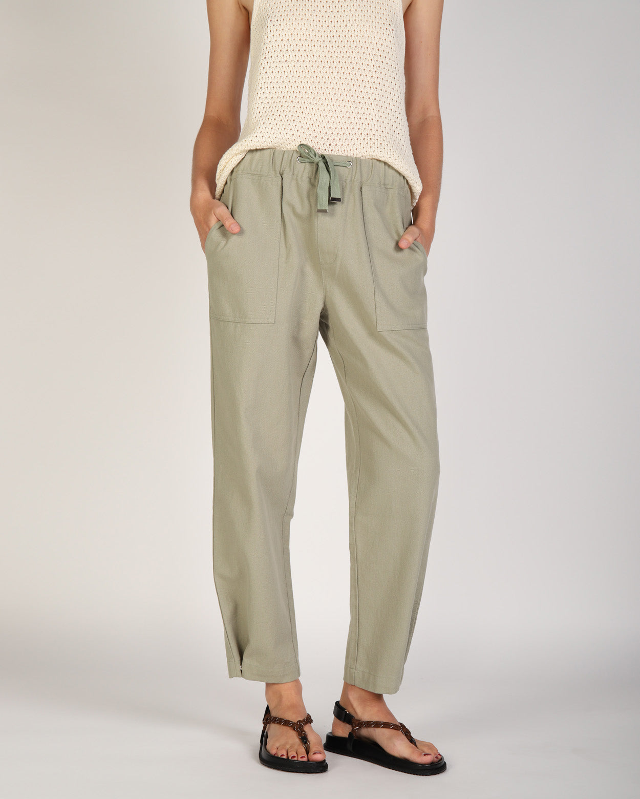 me1558_lisapant_picnic_sag_2_1764639932