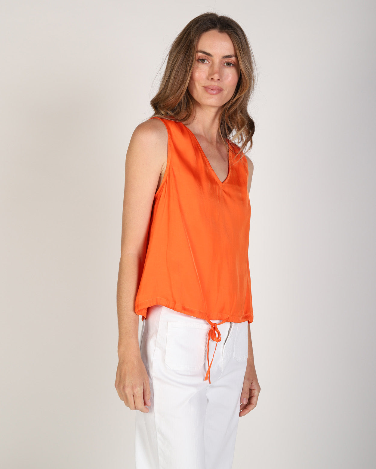 me1562_victoriatop_picnic_ora_2_1764638410