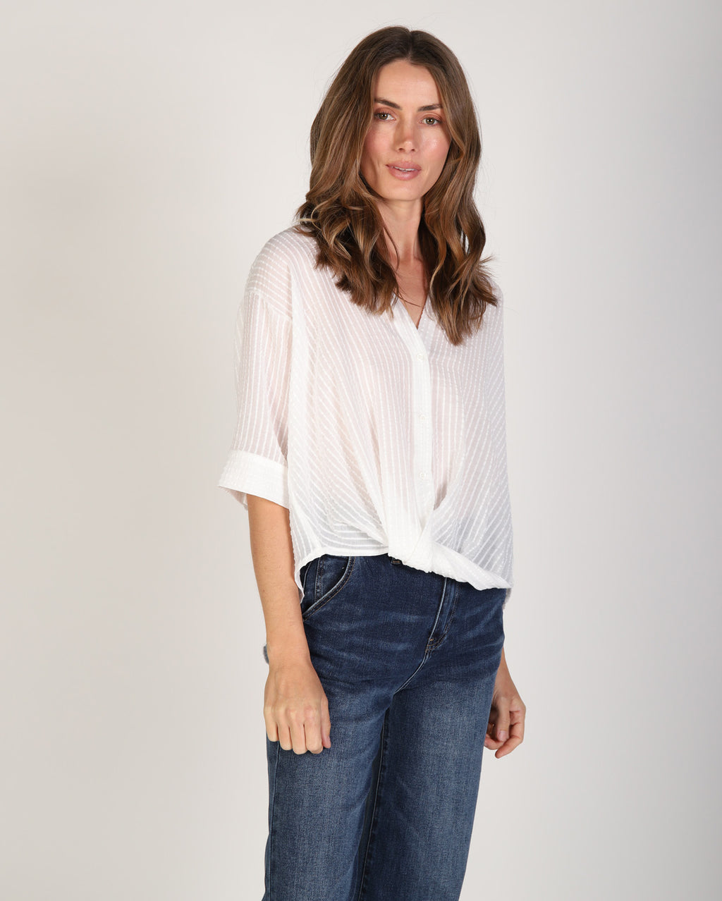 me1563_joannetop_picnic_whi_2_1764638104