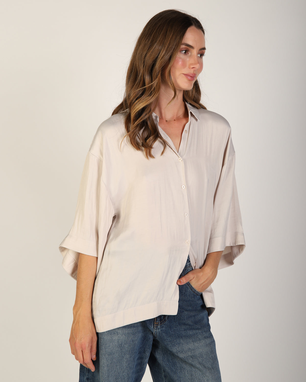 me1570_lillyshirt_picnic_oys_2_1764638059