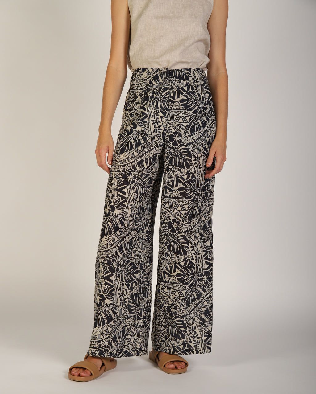 me1571_nicopant_picnic_nvypnt_3_1764638103