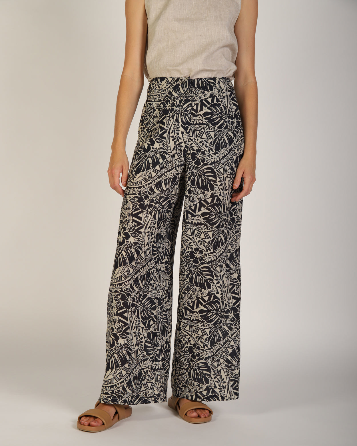 me1571_nicopant_picnic_nvypnt_3_1764638103