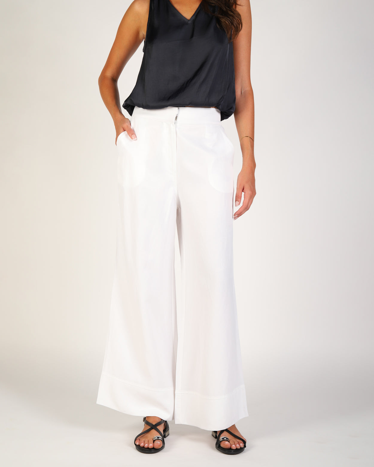 Ellis Pant - White