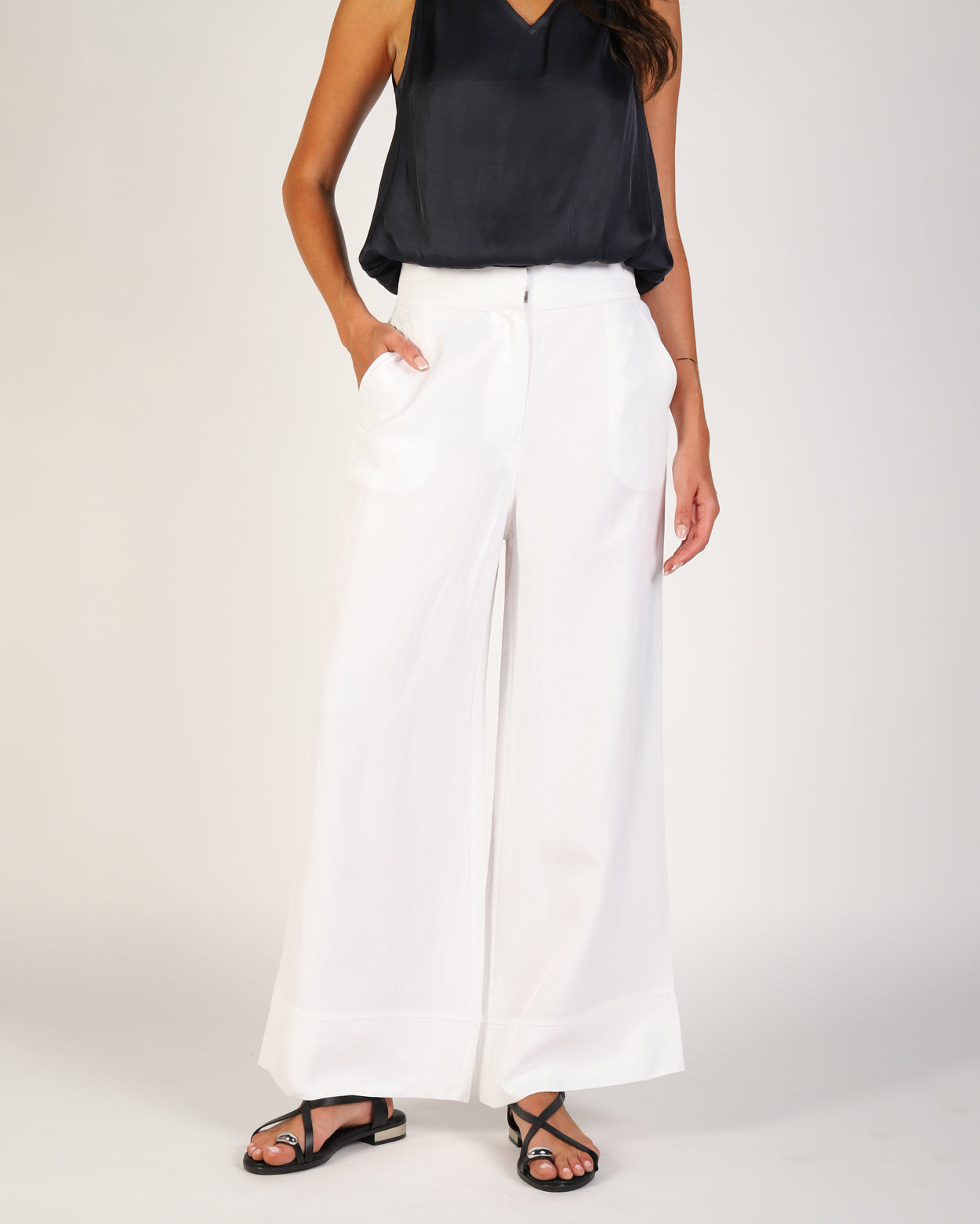 Ellis Pant - White