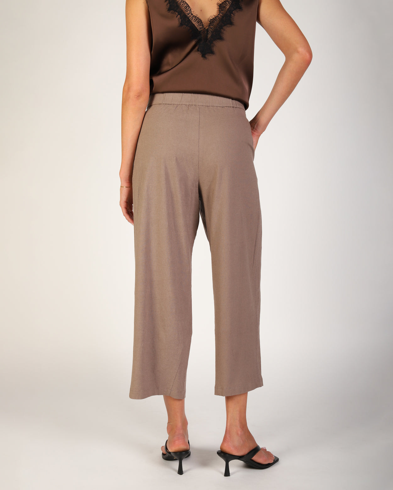 Estelle Pant - Putty