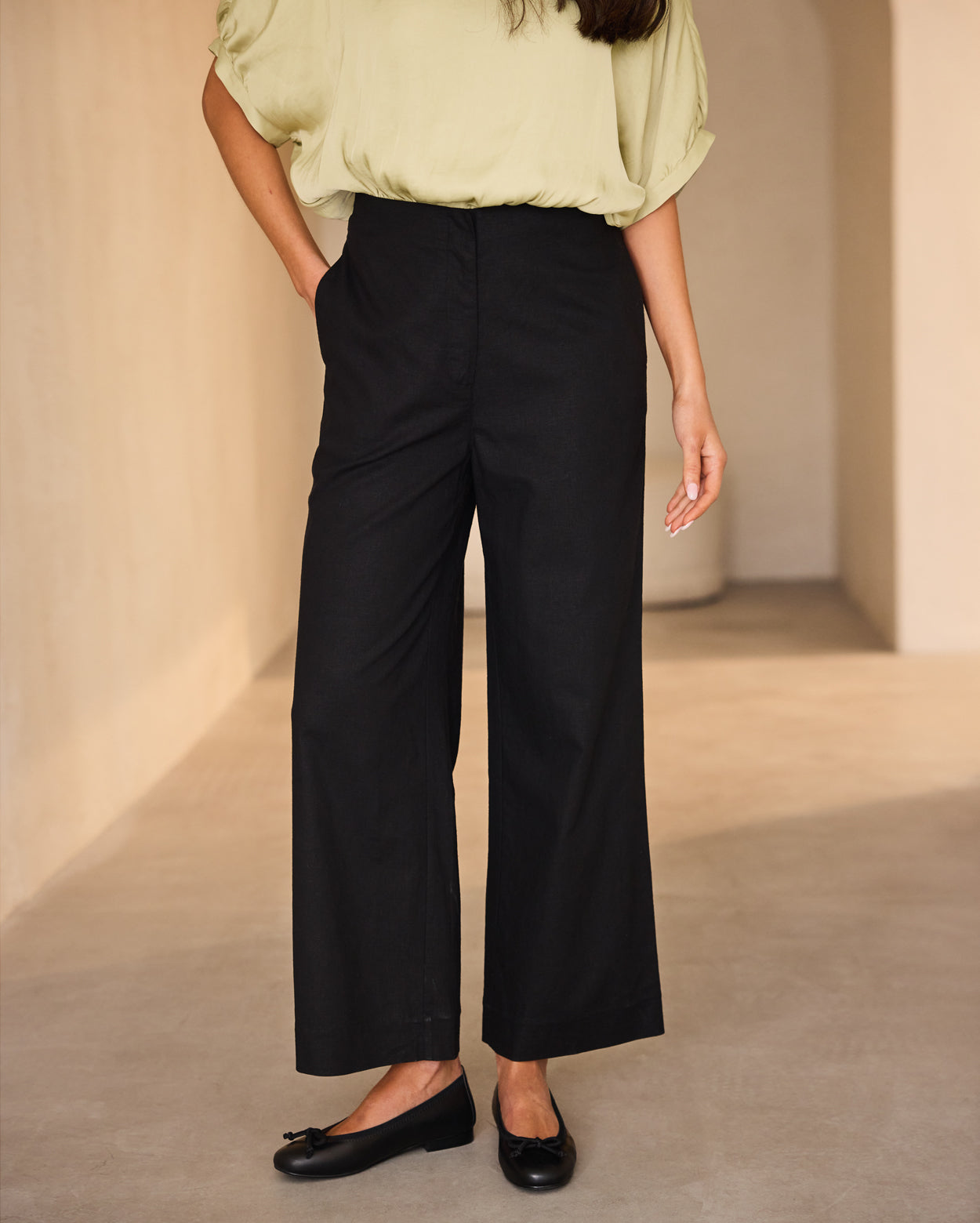 Elle Pant - Black