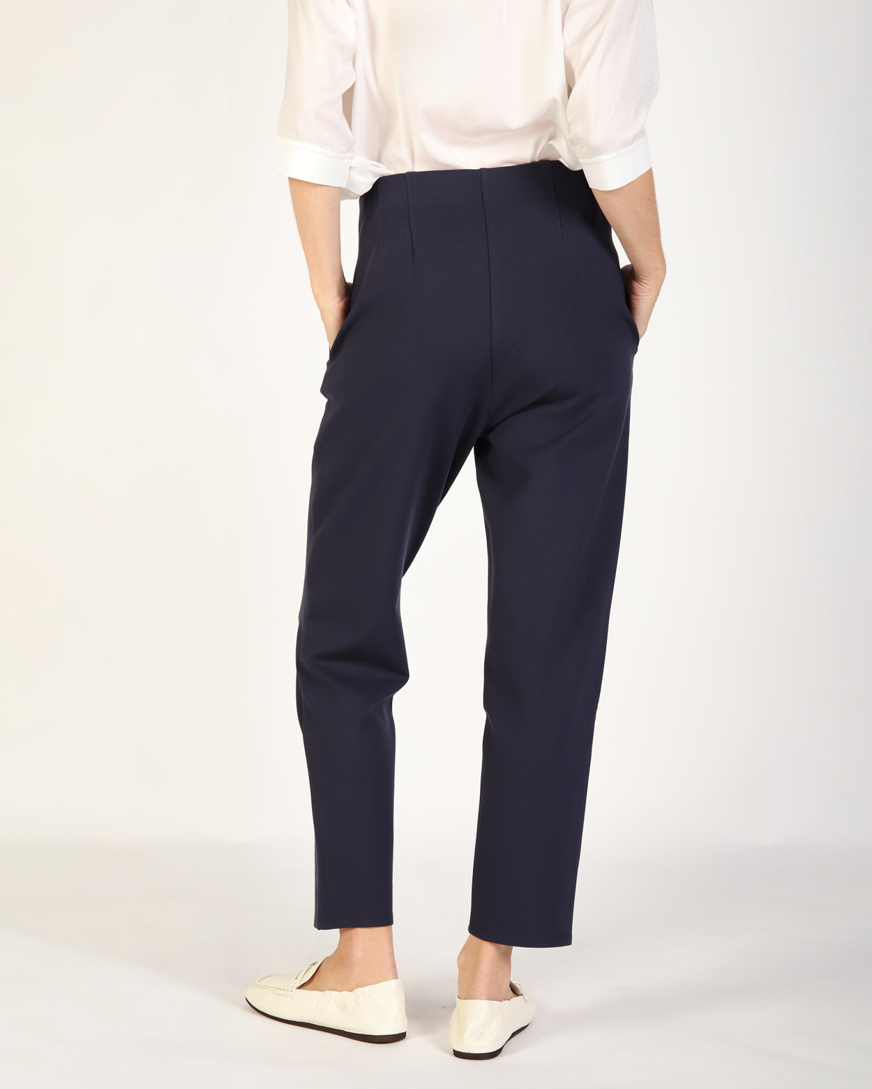Aurelia Pant - Ink