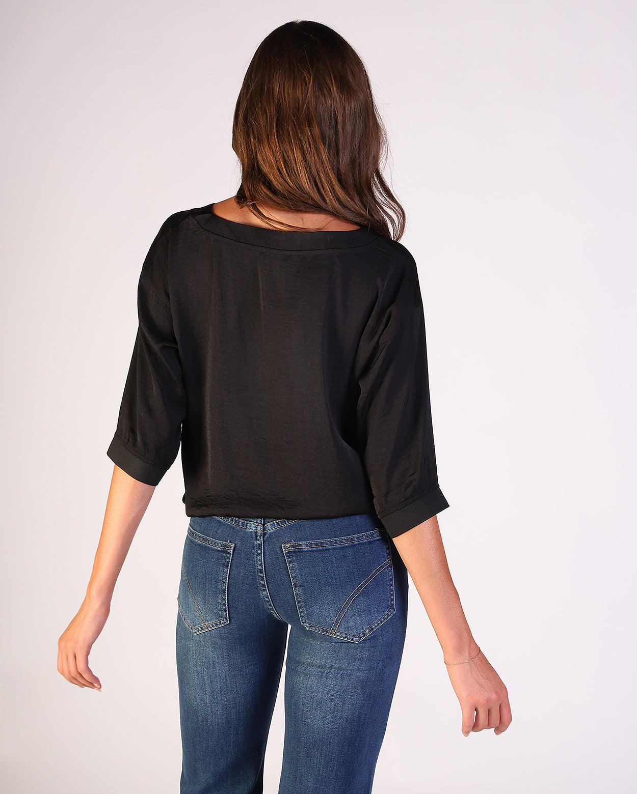 me857-s25_denitop_picnic_blk_4_1764638646