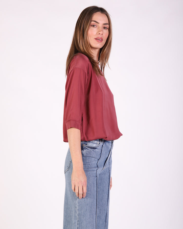 Deni Top