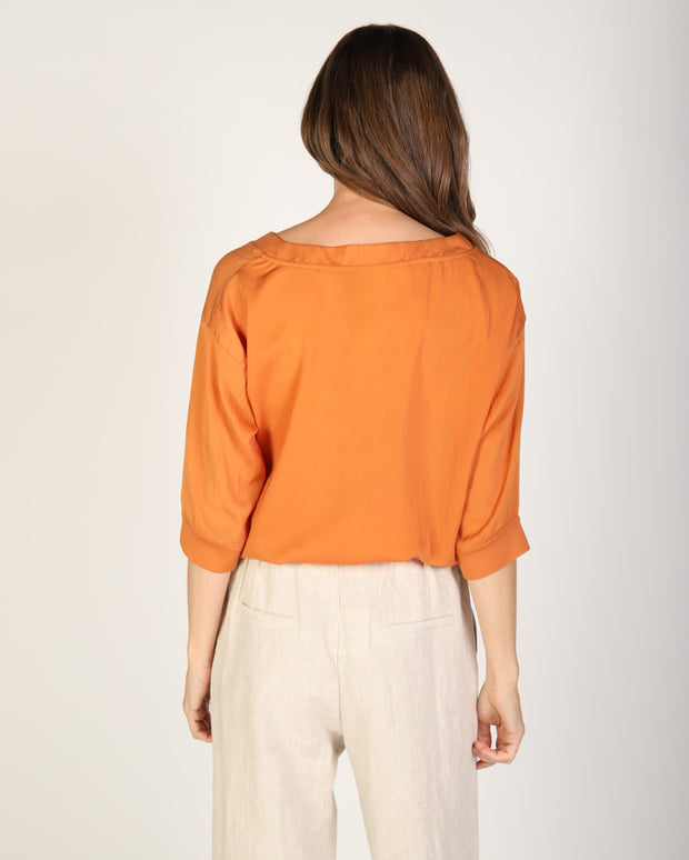 Deni Top