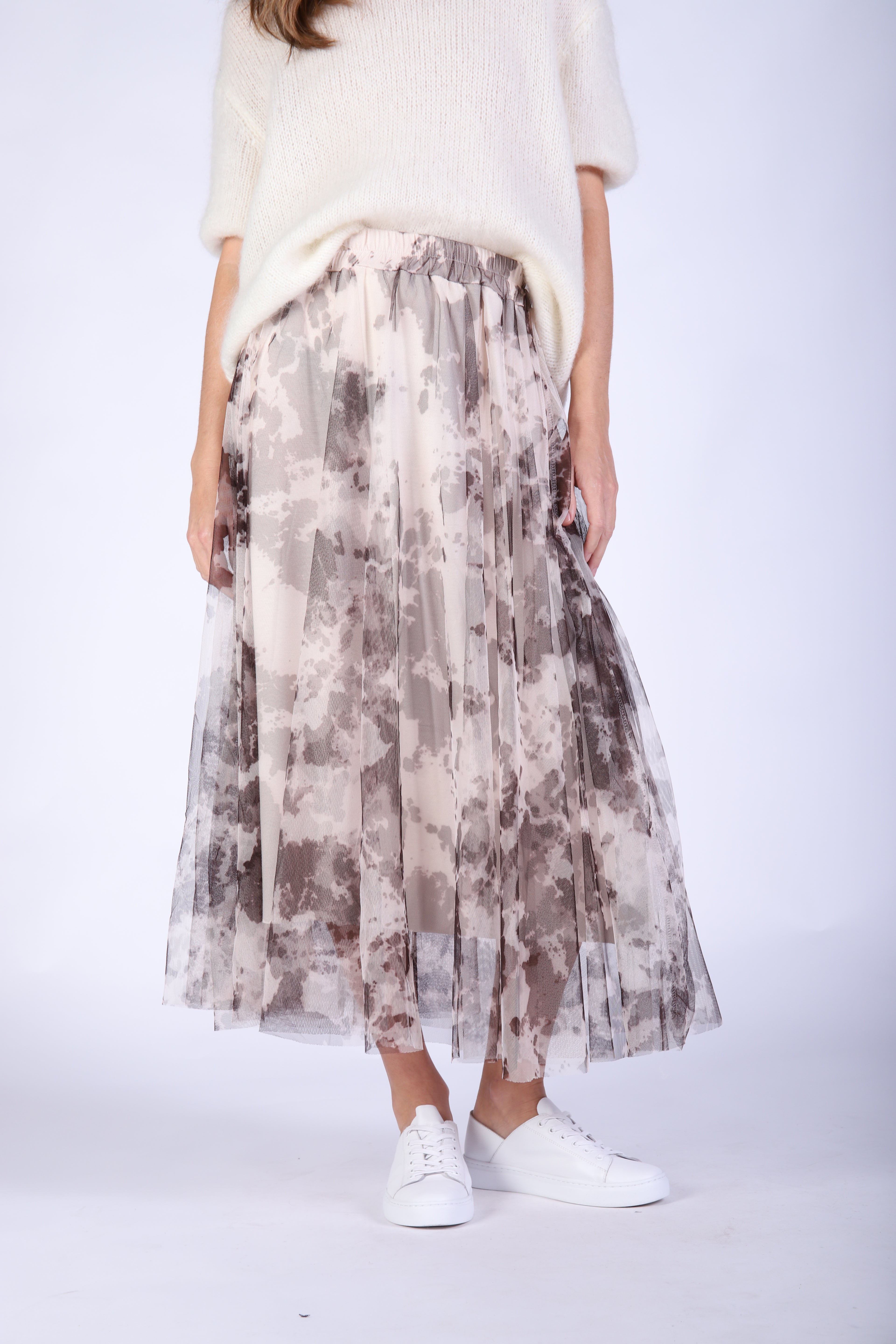 mk61-015_breeskirt_picnic_mul_2_1764645039