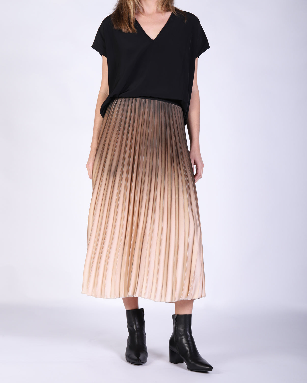 p41504_charlotteskirt_picnic_mul_3_1764645089