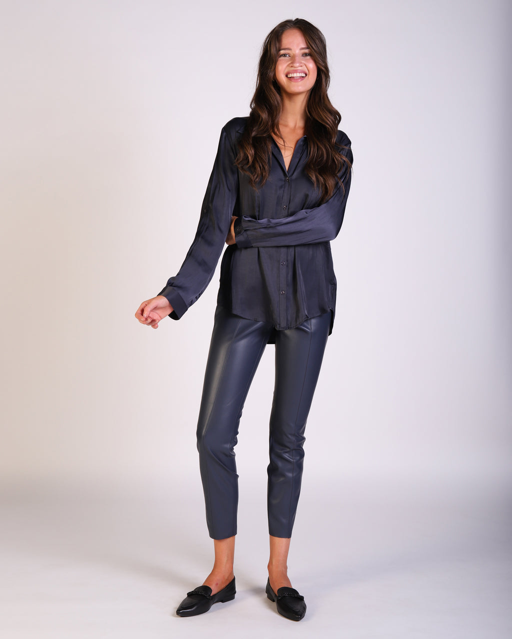 p585720_chloepant_picnic_nav_1_1764647026