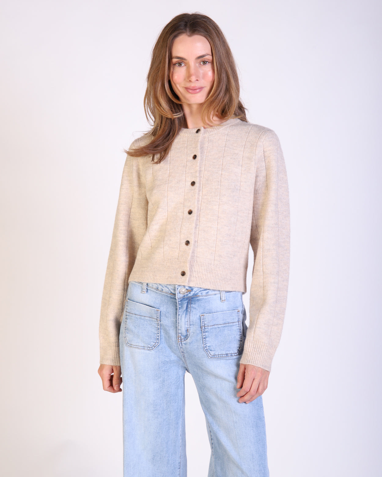 pc334_leonribcardigan_picnic_oatt_2_1764644811