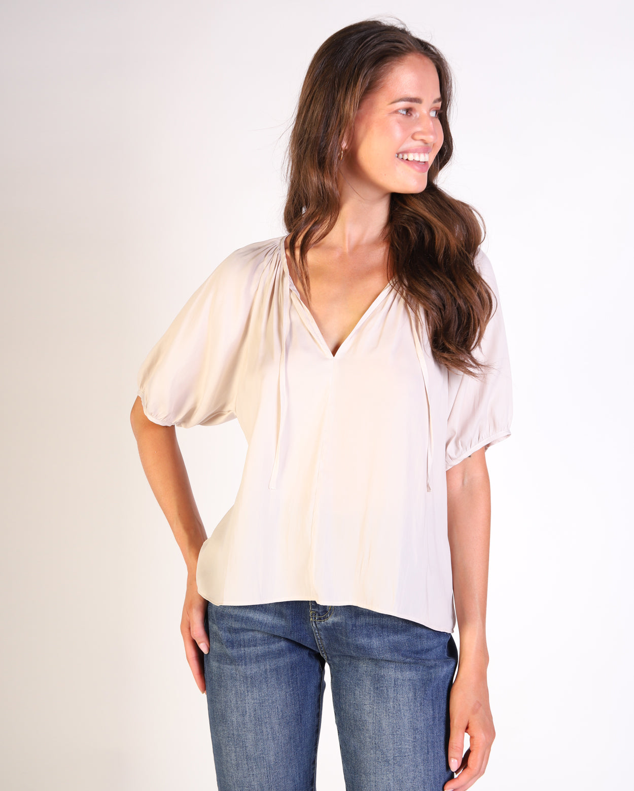 tq080-w25_ameliatop_picnic_oys_2_1764643905