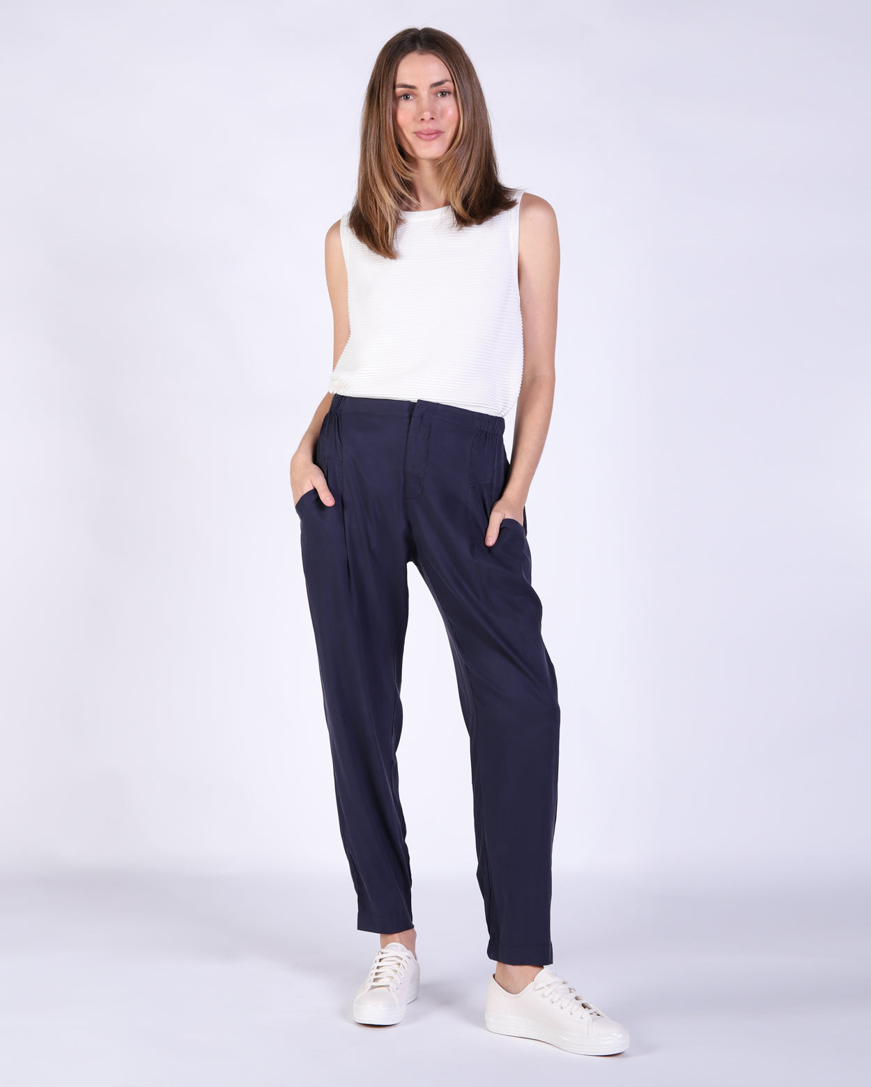 tq094_isseypant_picnic_ink_1_1764647136