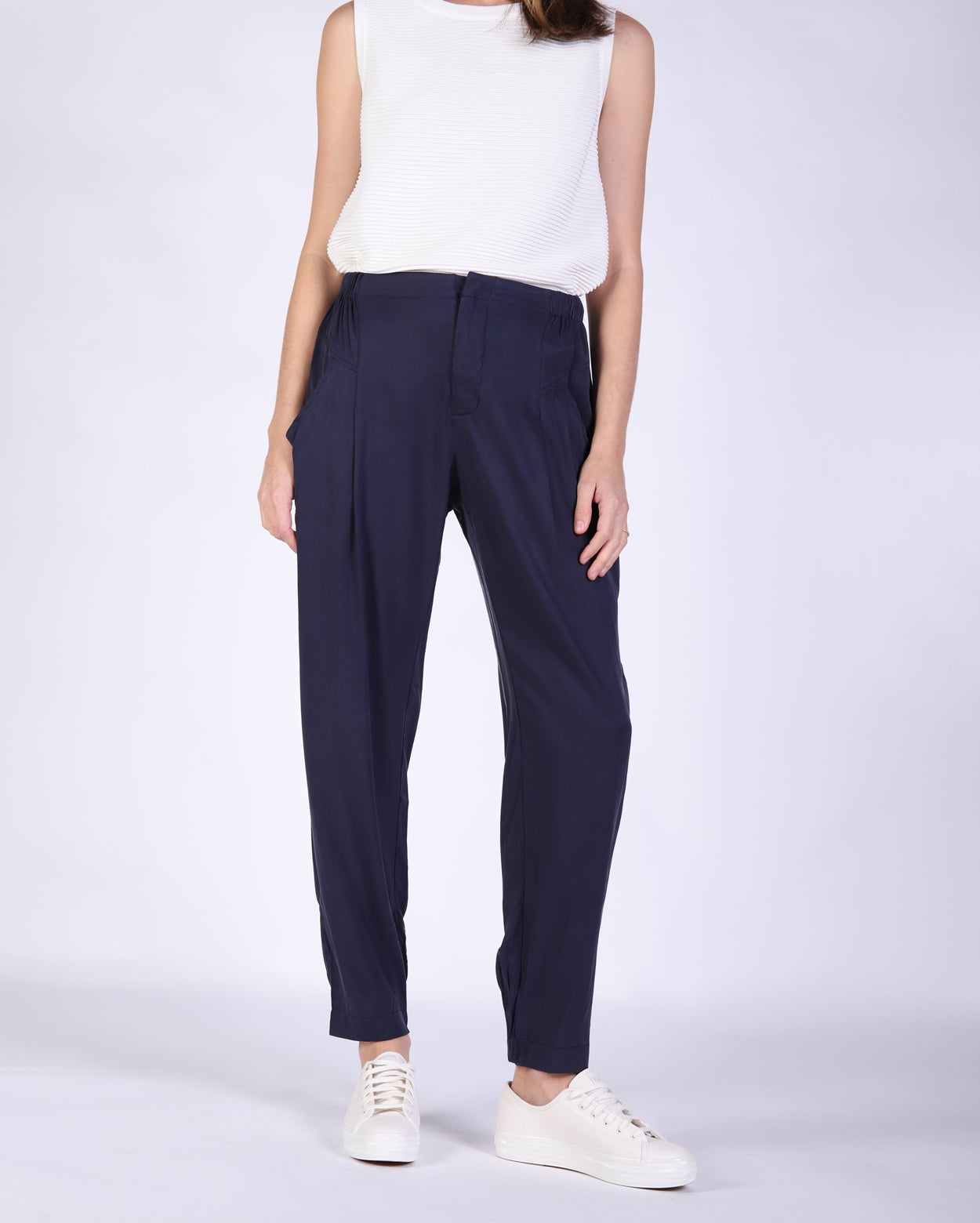 tq094_isseypant_picnic_ink_2_1764647135