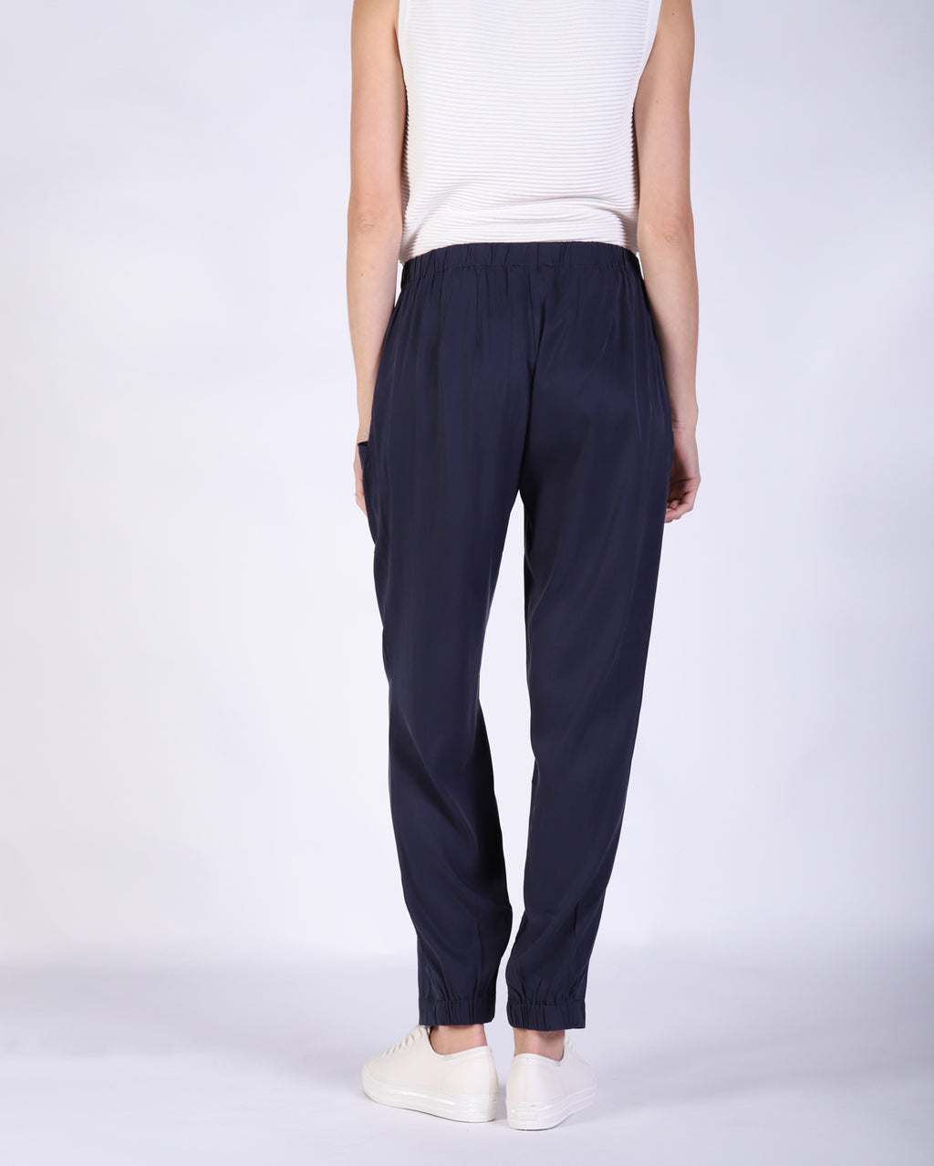 tq094_isseypant_picnic_ink_4_1764647133