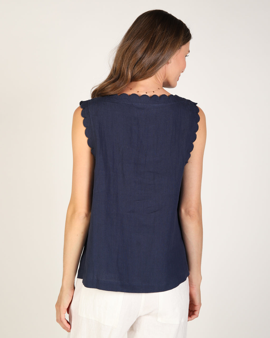 tq115_lanietank_picnic_nav_4_1764638082