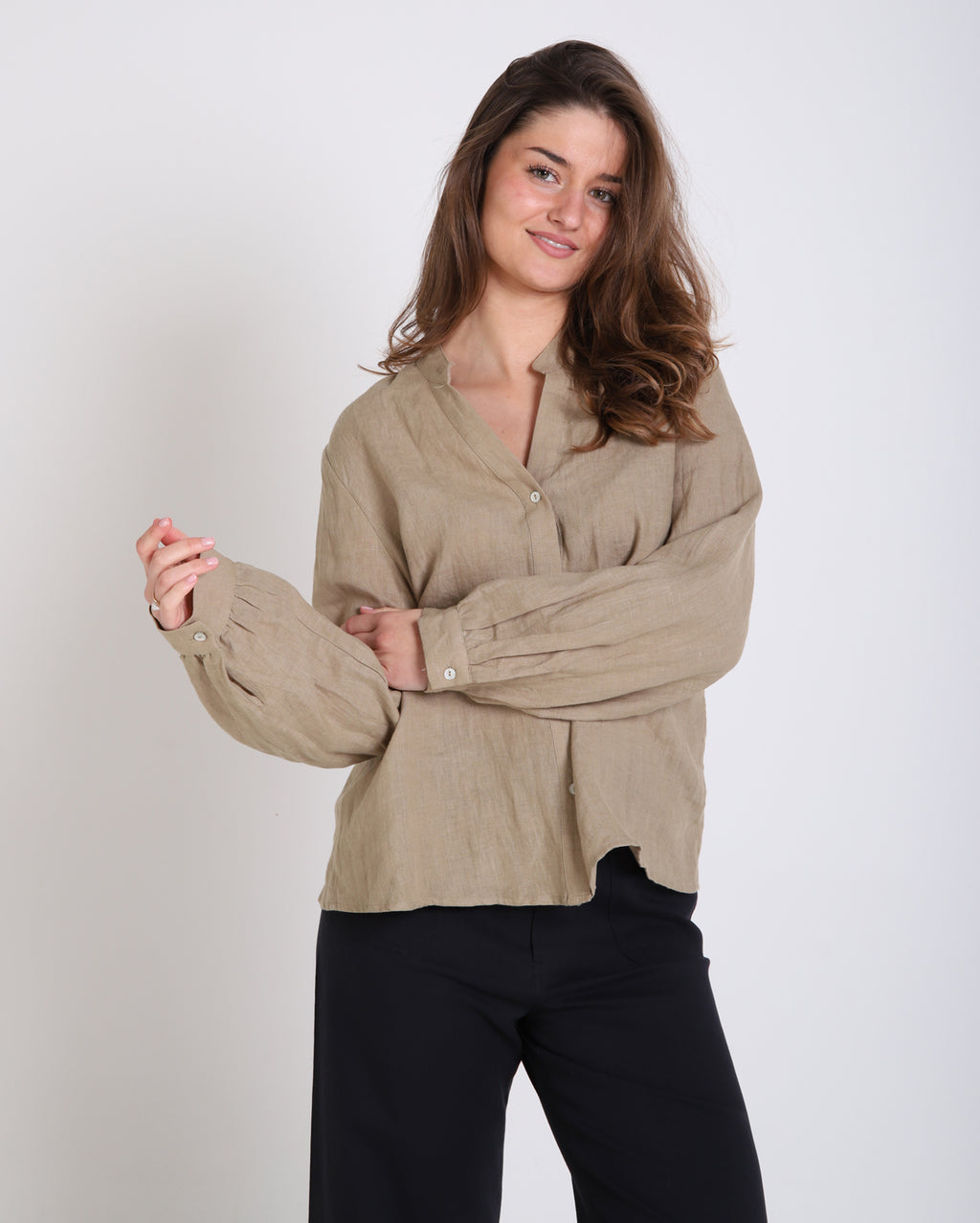 tq129_charlietop_picnic_ecr_2_1764638346